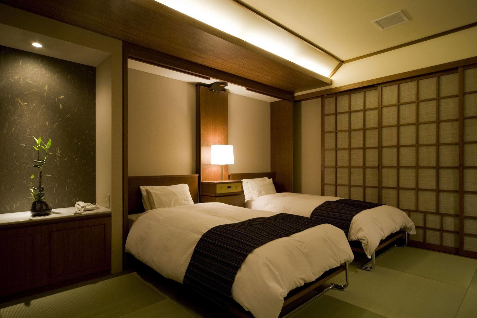 Wakasa Bettei Hotel นารา ภายนอก รูปภาพ